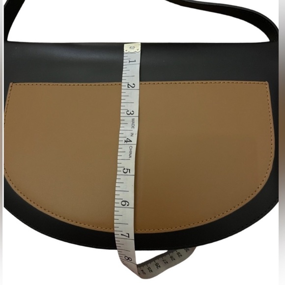 Valentina Fiore Saddle Bag - Picture 9 of 10